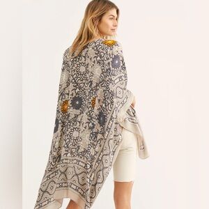 Final price Free People Magic Dance kimono shawl NWT